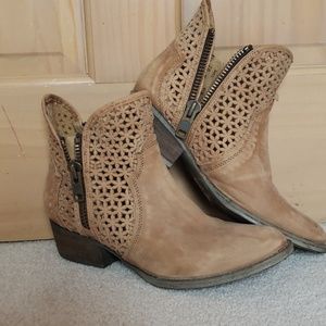 CIRCLE G BOOTIES